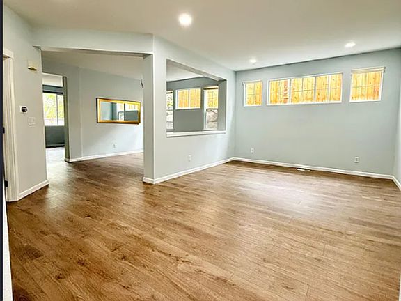 3rd image of 22718 SE 12th Pl