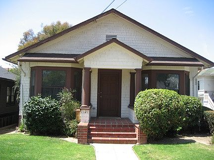 1st image of 1121 Garden St #B