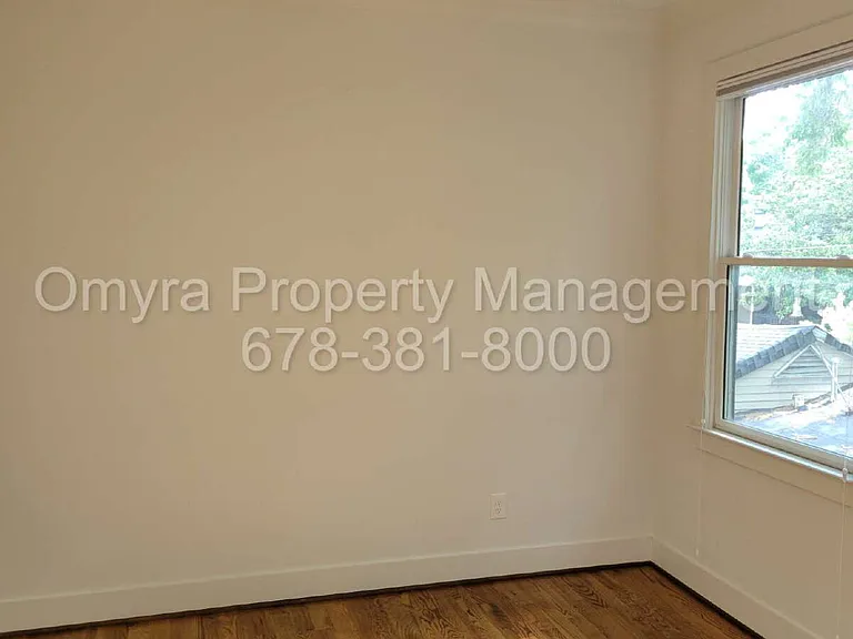 712 Glenwood Ave SE #B — Photo 9