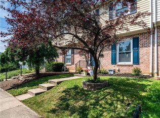 122 N 7th St, Emmaus, PA 18049
