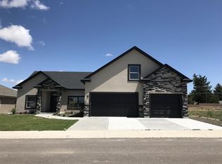 526 Stonehedge Way, Twin Falls, ID 83301