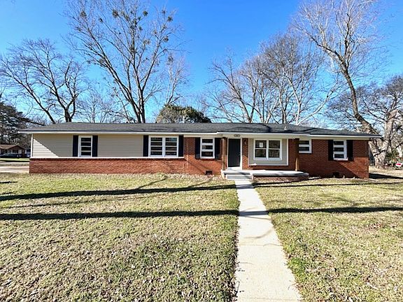 2nd image of 3001 Boswell Dr NW