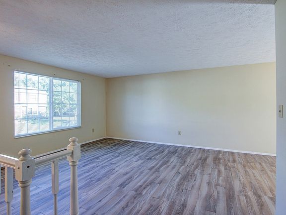 2nd image of 7612 Creekstone Ct