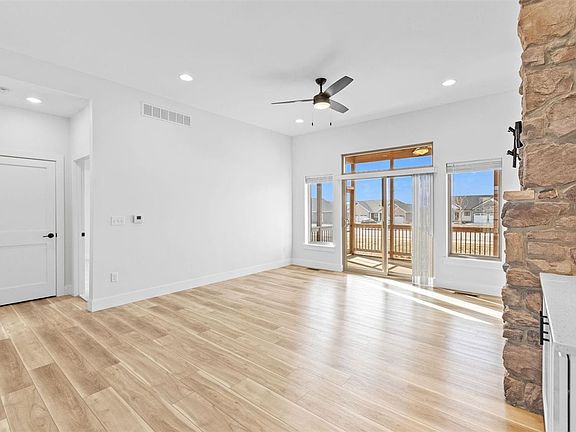5th image of 2883 Blue Sage Dr #B