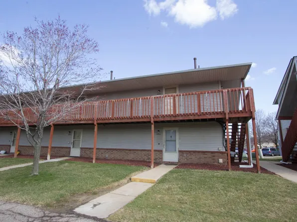 31861 Nardelli Ln, Roseville, MI 48066