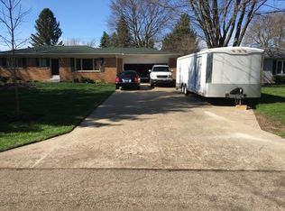 443 Almont Ave, Almont, MI 48003