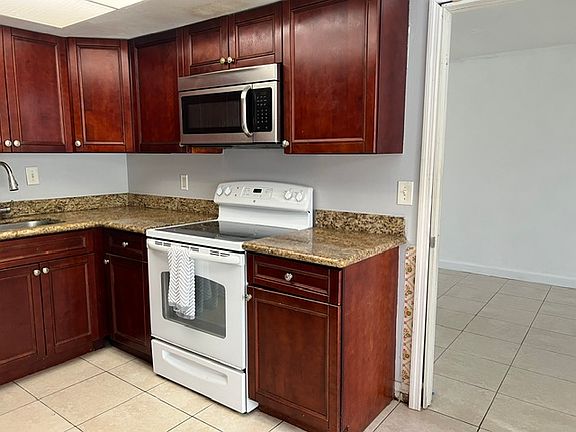 5th image of 4401 NW 7th St