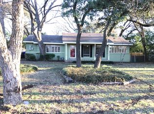 2512 Park Lake Dr, Waco, TX 76708