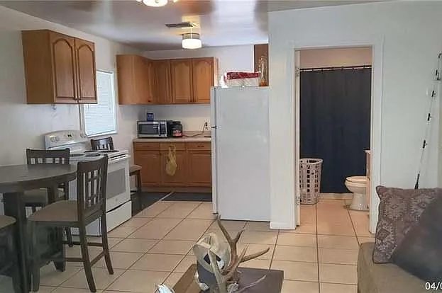 4425 Dietz Rd — Photo 2