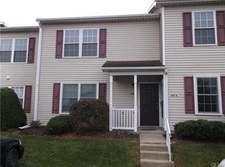 602 Briarwood Dr #B, Bethlehem, PA 18020