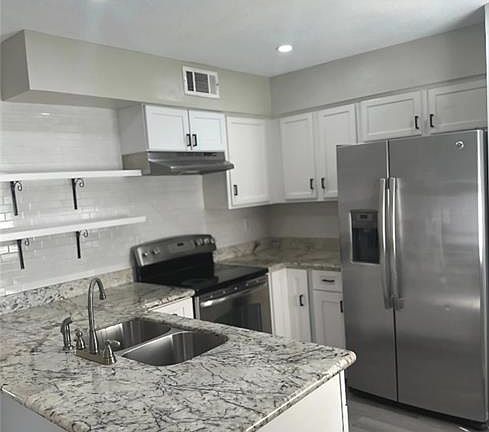 3rd image of 3920 E Bamboo Dr
