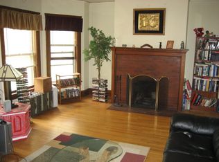 937 E Gorham St, Madison, WI 53703