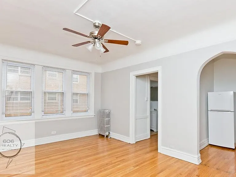 7542 Adams St — Photo 2