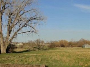 1714 Creek Dr, Rapid City, SD 57703