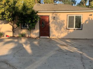 9532 Aqueduct Ave, North Hills, CA 91343