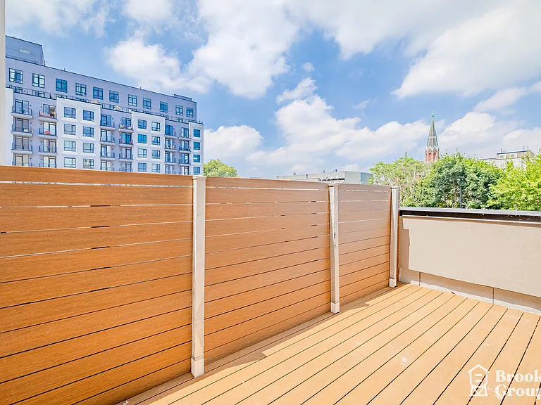 1889 Atlantic Ave #2A — Photo 8