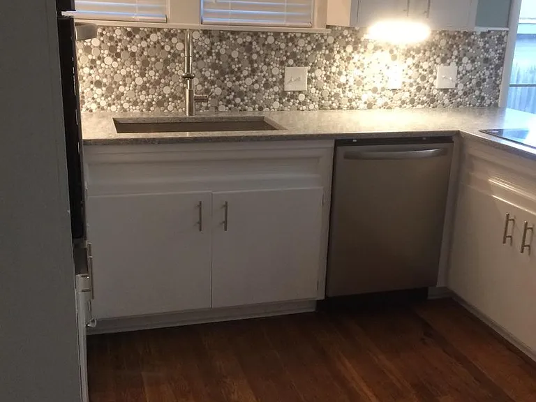 314 W Josephine St — Photo 6