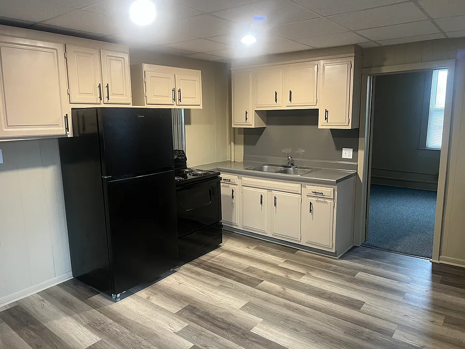 322R Prospect Ave #4