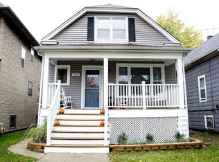 5654 W Byron St, Chicago, IL 60634