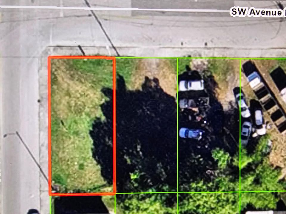 1st image of 740 & 748 SW & 748 Avenue
