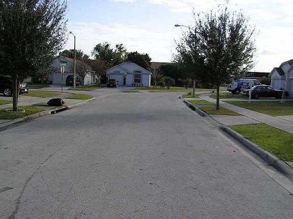 5th image of 423 Delicata Dr