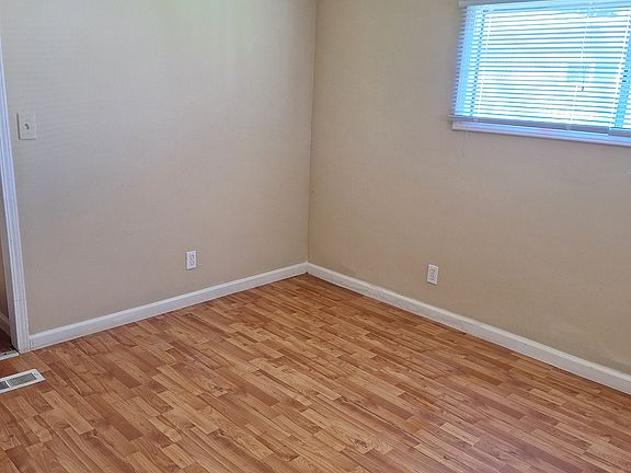 3rd image of 24630 Tehama Vina Rd #35