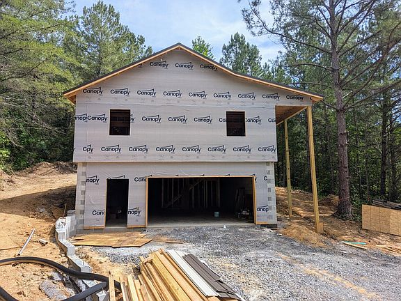 2nd image of 143 Casson Rd