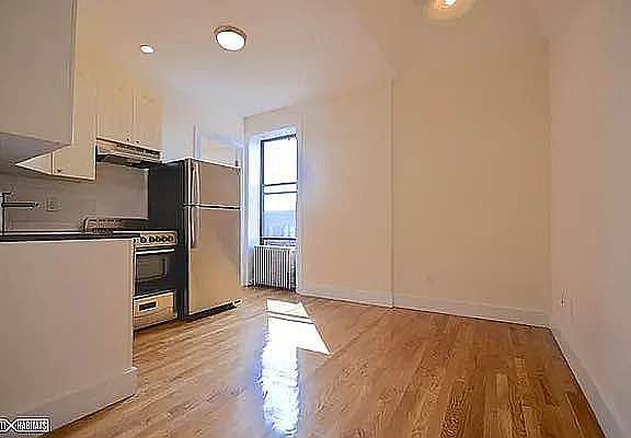 2nd image of 492 11th St APT 4C