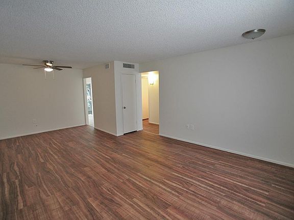3rd image of 13604 N Silverbell Dr
