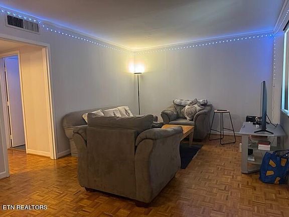 3rd image of 1800 Terrace Ave APT 11