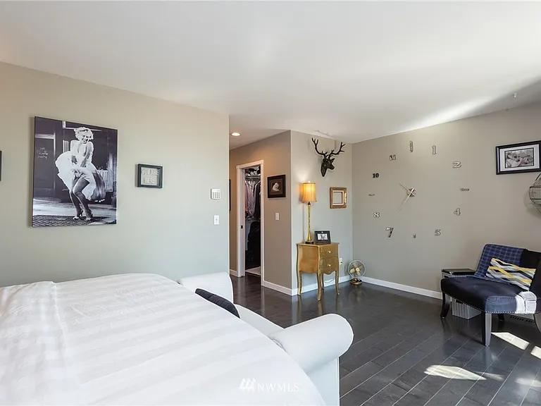 2361 S I St — Photo 8