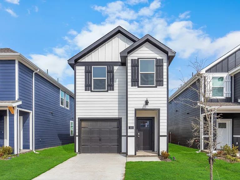 322 Arbor Dr — Photo 1
