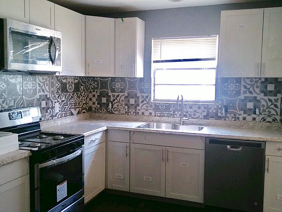 2nd image of 2609 N Adams Ave