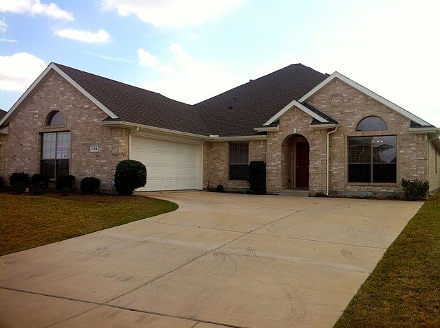 1st image of 1106 Wynnewood Dr