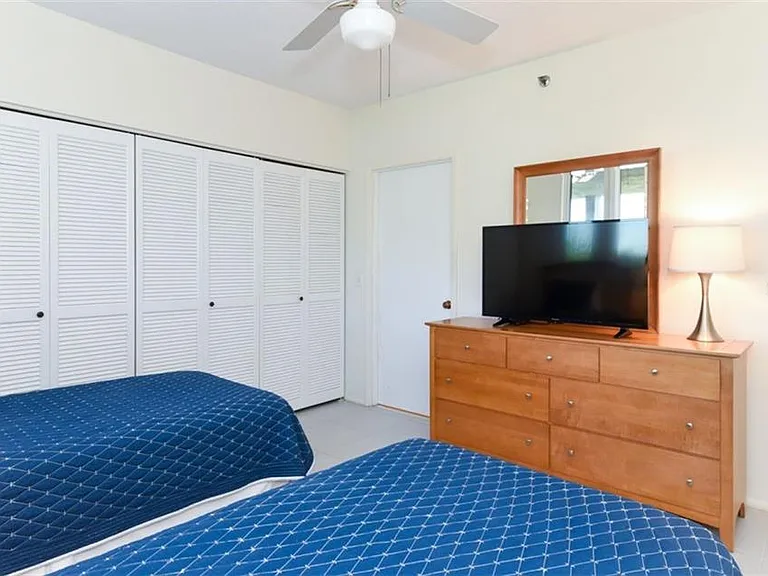 1125 Gulf Of Mexico Dr #403 — Photo 33
