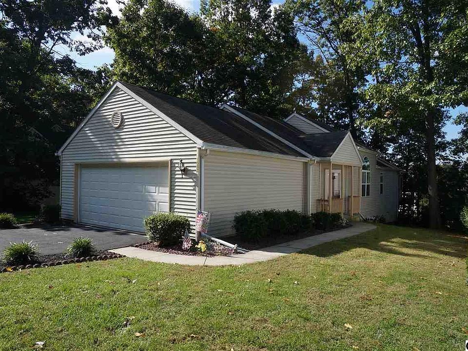 1st image of 1032 Oak Knoll Dr