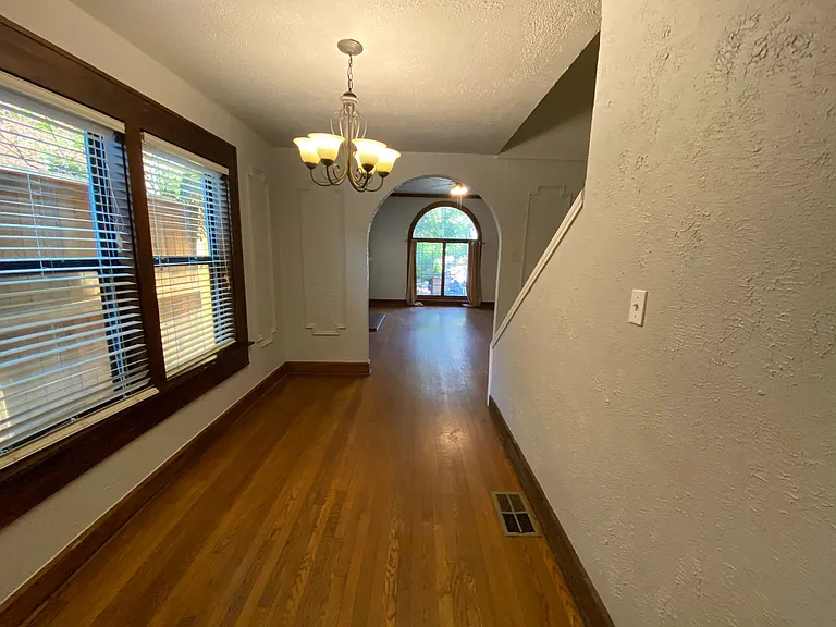 2830 San Gabriel Street — Photo 54