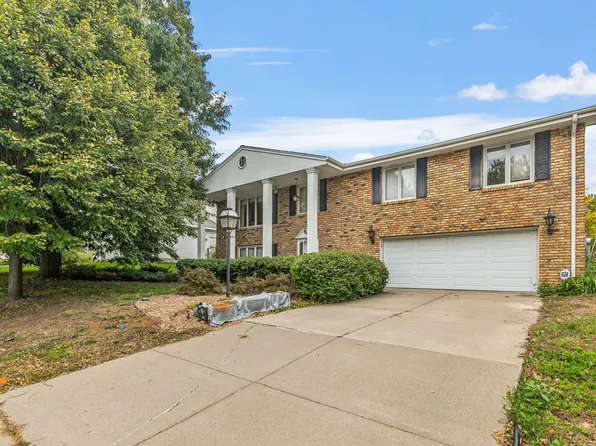 3107 Silver Lake Rd NE, Minneapolis, MN 55418