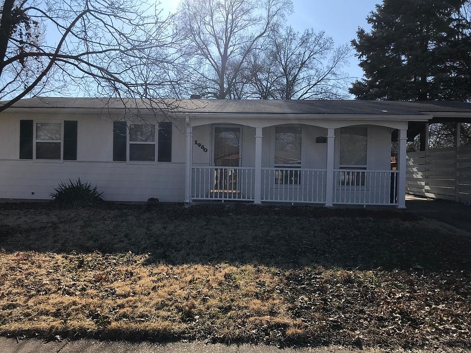 1st image of 1960 Lindsay Ln
