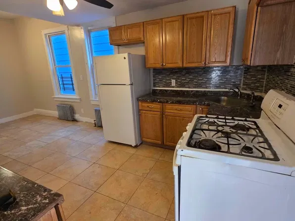 49 Caroline Ave #3, Yonkers, NY 10705