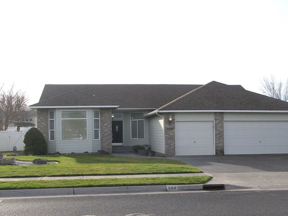 1st image of 1144 E Main St