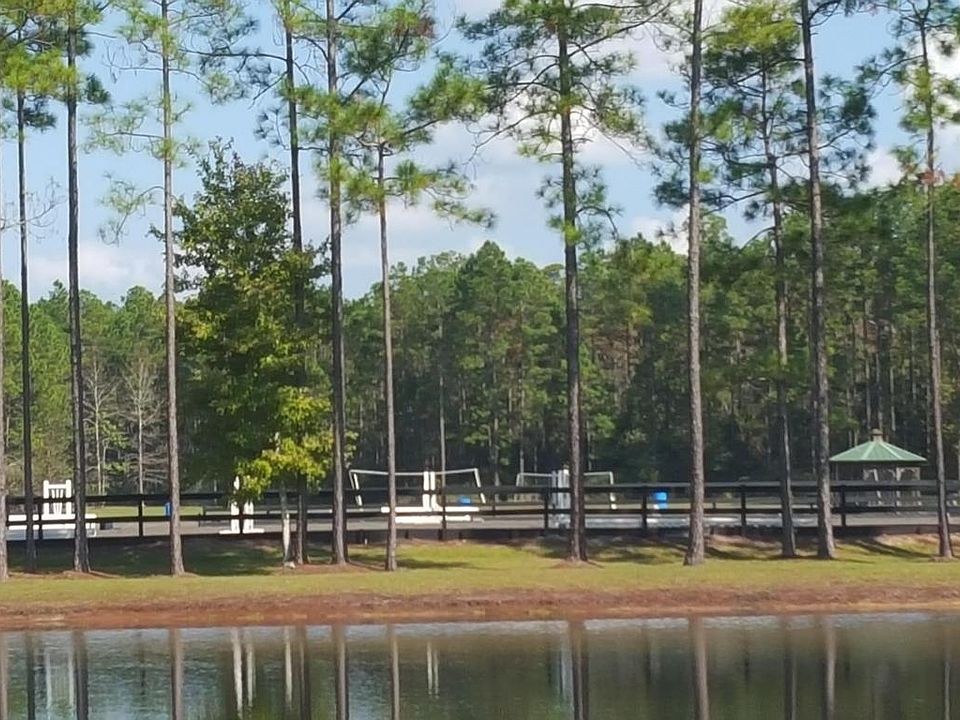 1st image of 135 Foxcraft St