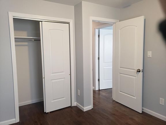 Middle Guest Bedroom, Bright & Ready to be Enjoyed