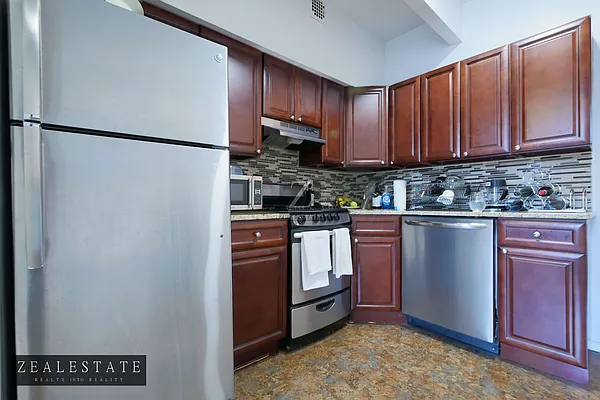 Rented by ZealEstate Group Inc | media 37