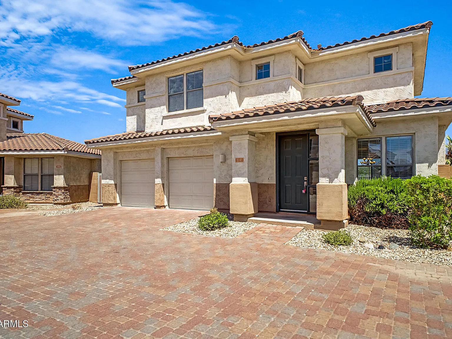 4 bed, 3.0 bath, 2064 sqft, $2,095 — Photo 4