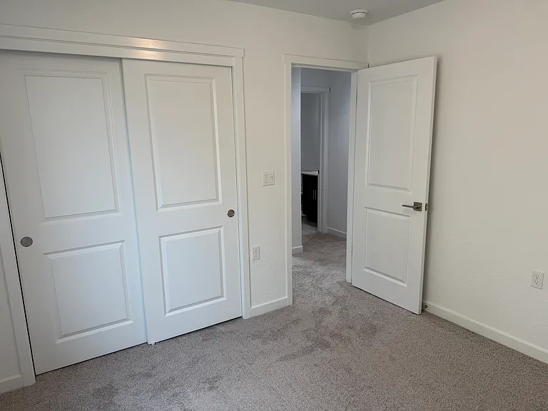 2858 E Tierra Dr — Photo 13