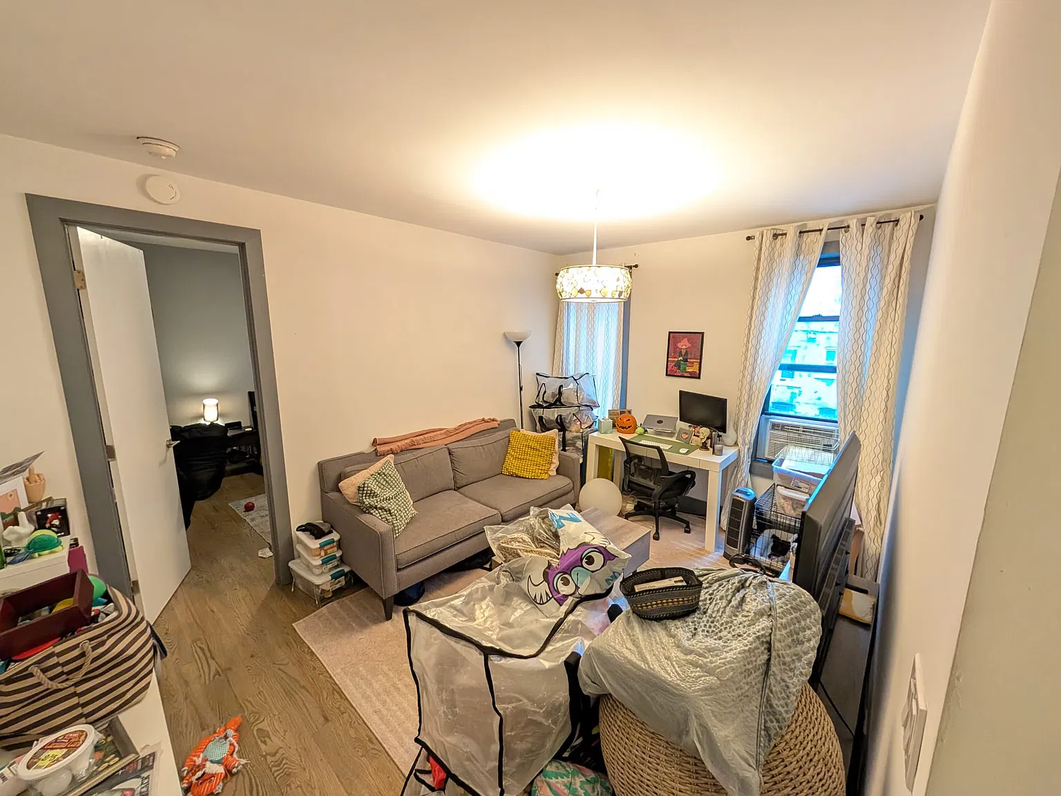 1212 Lincoln Place — Photo 2