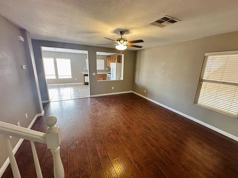 7989 Hilltop Windmill St — Photo 2