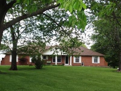 19901 S Pickering Rd, Belton, MO, 64012