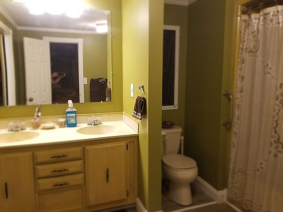 4th image of 525 Riverleigh Ave Unit 129
